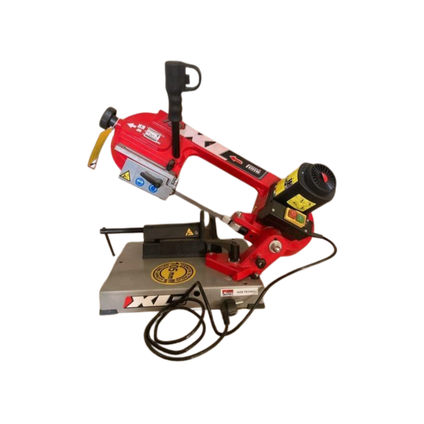 Segatrice a nastro FEMI 780 XL portatile da 850 watt e due velocità.